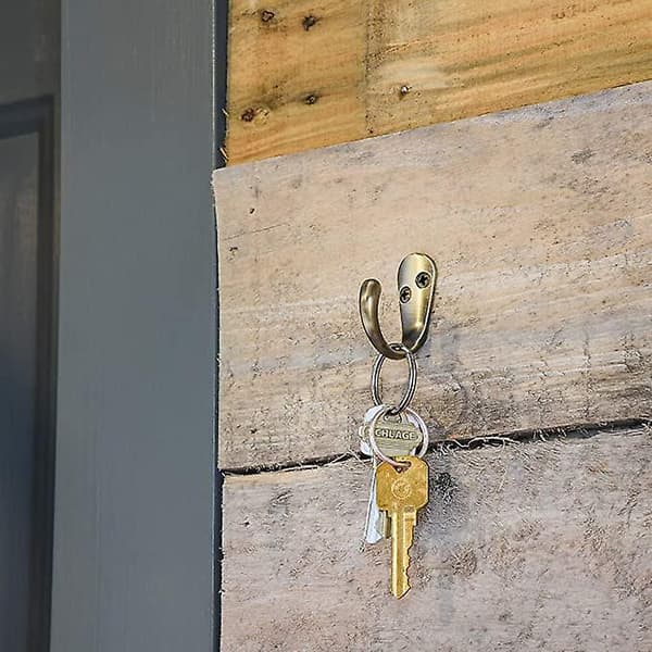 Robe hook, Vanhentunut messinki