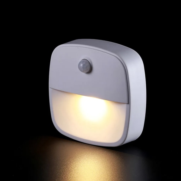 6st rörelsesensor LED nattljus Dekorativa skåplampor Batteridrivna lampor för köksskåp Bänkvägg