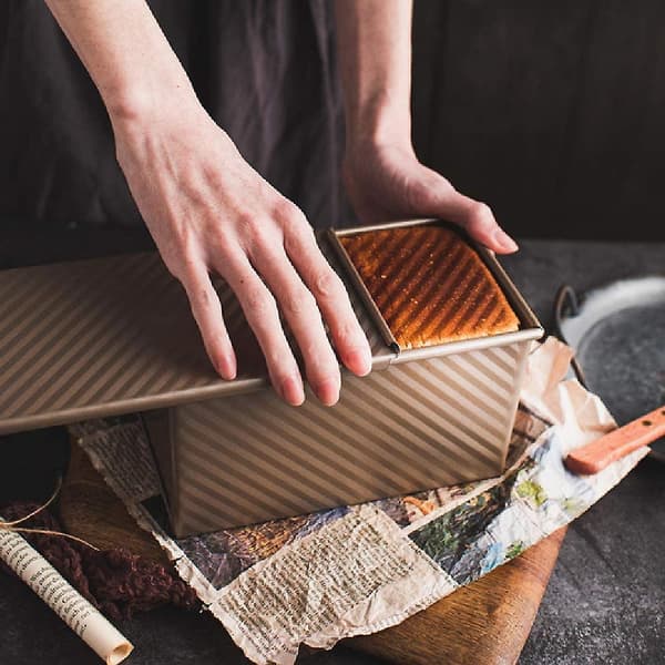 Brödform för 450 g deg, toastbröd, bakform, bakform med lock (guld, rektangulär våg)