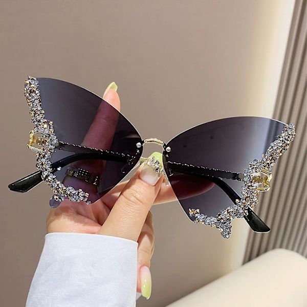 Luksus timanttiperhos aurinkolasit naisille Vintage kehyksetön ylisuuret strassi bling aurinkolasit
