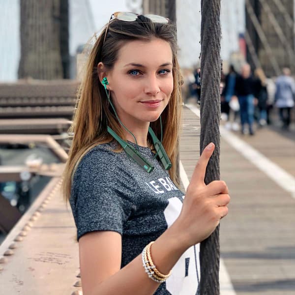 Kaulapanta Langaton Bluetooth-kuuloke läpinäkyvällä LED-digitaalinäytöllä