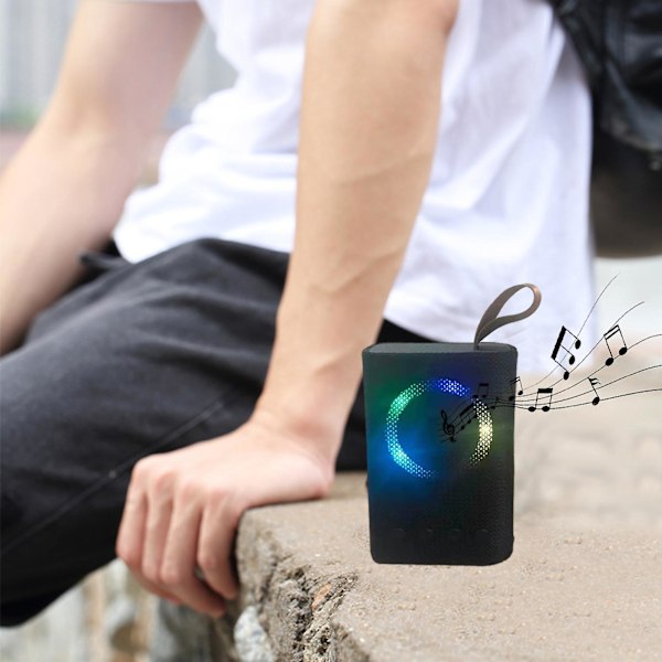 Bluetooth-högtalare för utomhusbruk med kortplats, bärbar Bluetooth-minihögtalare, LED-belysning, långvarig Hifi-ljudkvalitet