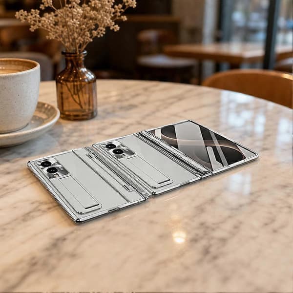 Puhelinkotelo Samsung Z Fold8 - PC-sarana-suojaus integroidulla näytönsuojakalvolla Silver Phantom Samsung Z Fold8