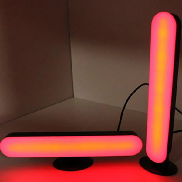 2 st röststyrda LED-ljusremsor RGB TV-bakgrundsbelysning Musiksynkroniseringsljusremsa Spellampor med fjärrkontroll
