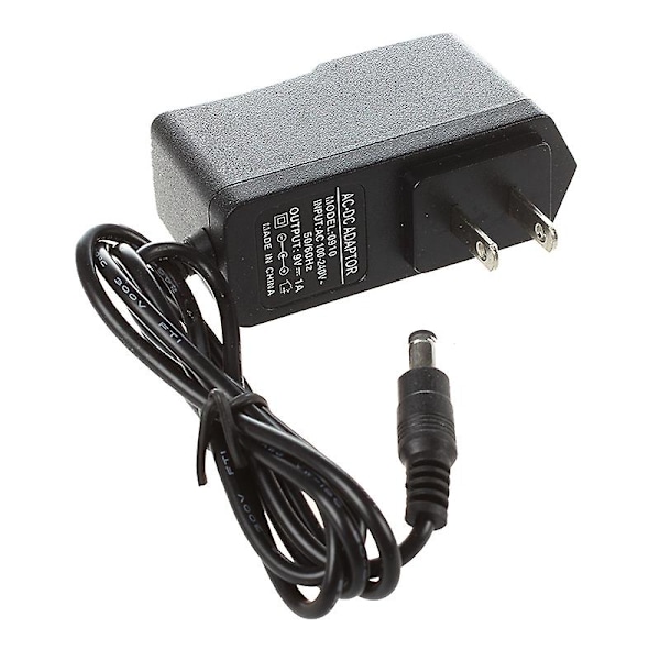 9v efektipedaalin AC-DC-adapteripistoke 5-suuntaisella ketjusplitterikaapelilla (musta)