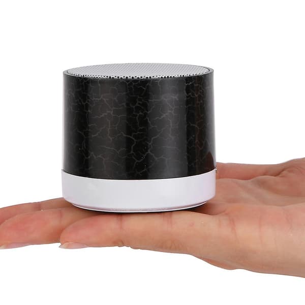 Bærbar Mini Trådløs Stereo LED Lys Bluetooth Høyttaler Kort For Smarttelefon Salg