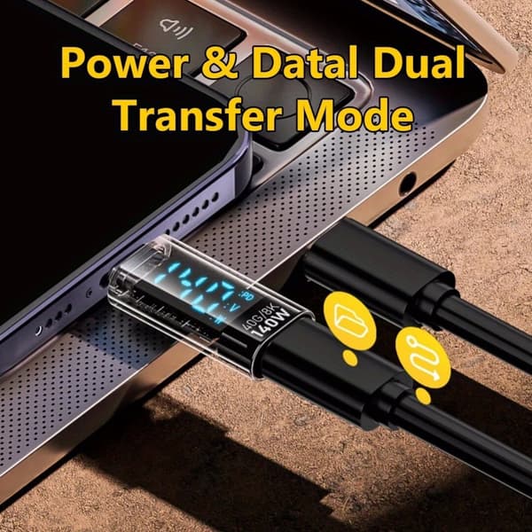 Sæt med 2 adaptere med en maksimal effekt på 140 W, med USB-C til USB-C forbindelse og digitalt display
