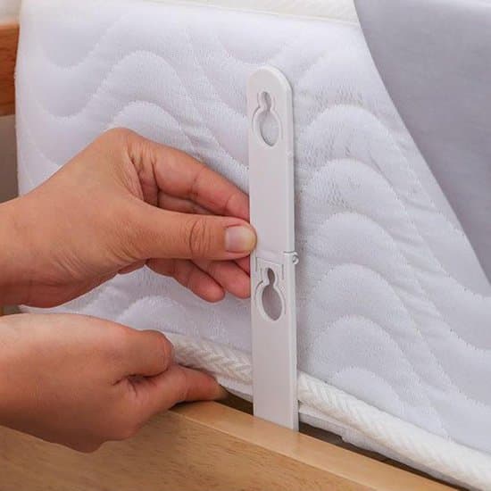 4-piece tension strap set - foldable sheet holders - sheet clips - 19 cm adjustable height - white