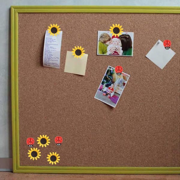 Blomstermotivknapper, kork, opslagstavle, 30 stykker