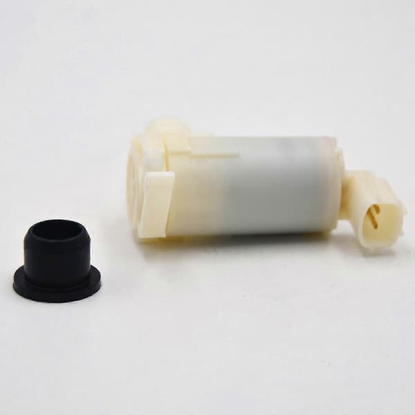 Nissan Navara D22 2001-2008 Byte av spolarpump fram White