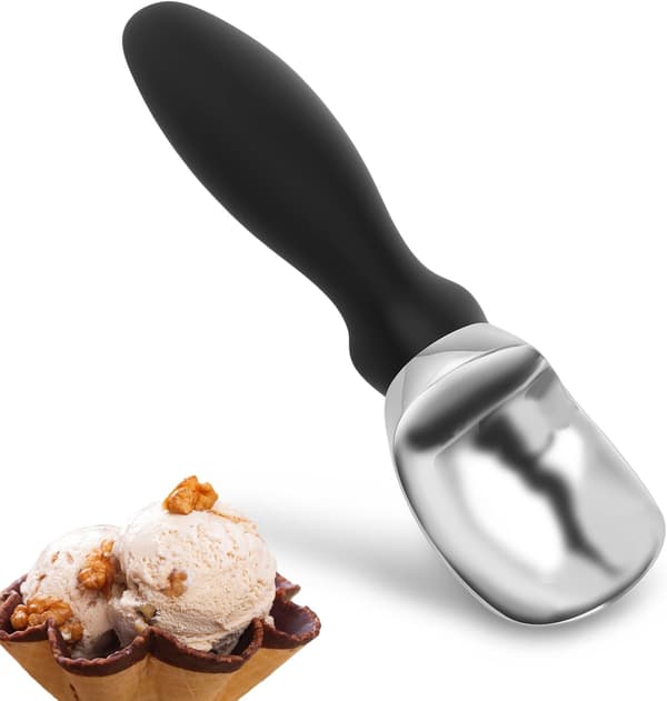 This ice cream scoop has an ergonomic design with a soft, comfortable handle.