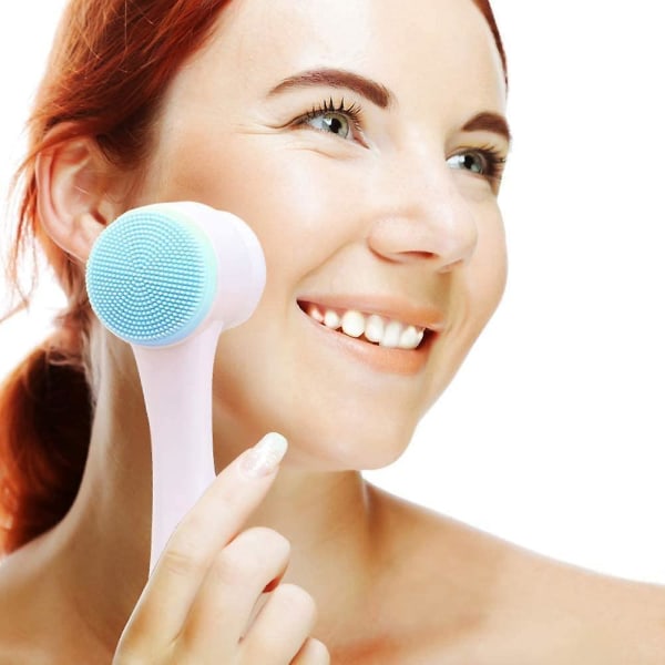 Blå manuell ansiktsbørste for rens, eksfoliering og sminkefjerning - egnet for alle hudtyper
