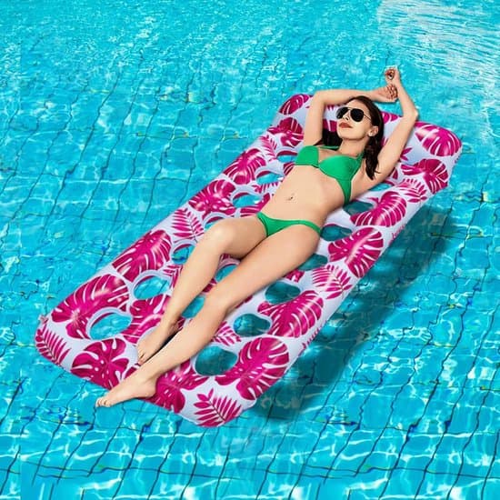 Inflatable Pool Float - Water Hammock - Pool Hammock - Portable Floating Pool Chair - Inflatable Pool Hammock with Handles - Red