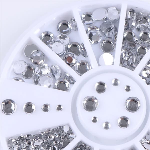 Strass i 4 storlekar - Silver och Klart Silver