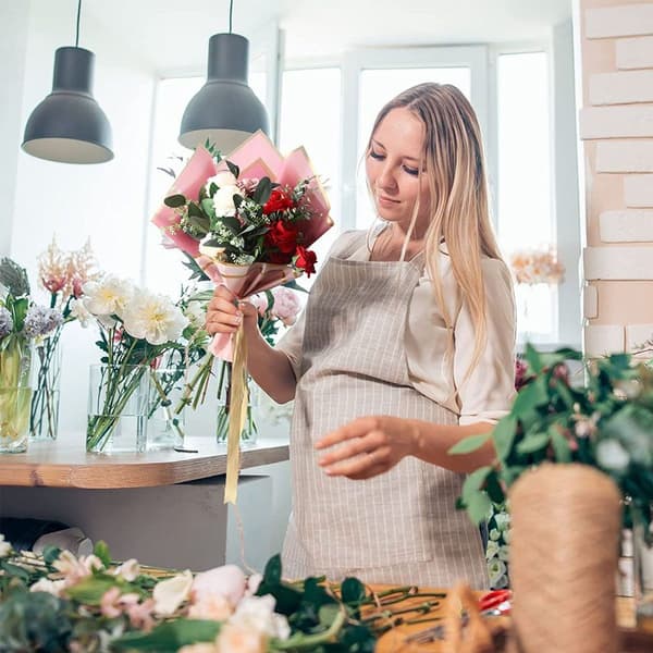 Vedenpitävät kukkakäärepaperiarkit, tuoreet kukat, vaaleanpunainen