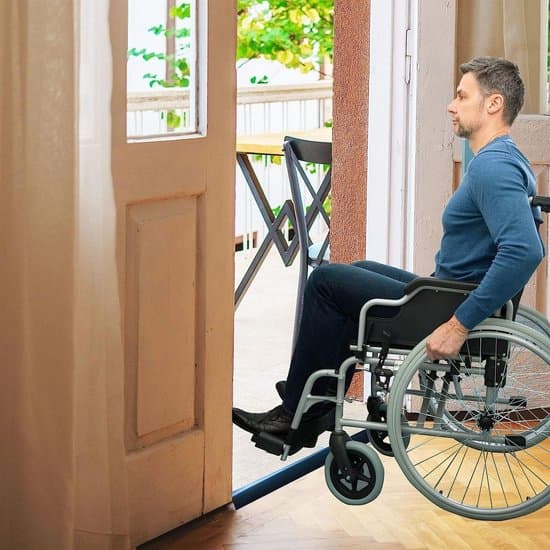 Floor trim - Trim - Vinyl floor transition - Threshold - 99 cm - Self-adhesive - Door threshold - Carpet trim - Door/floor edge reducer - Tra