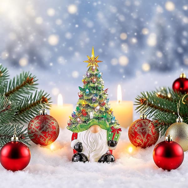 Illuminated Gnome Christmas Tree Decoration, 8-inch Mini Ceramic Gnome Christmas Tree, Small Standing Christmas Tree Gnome Decorations for Home Office and Table