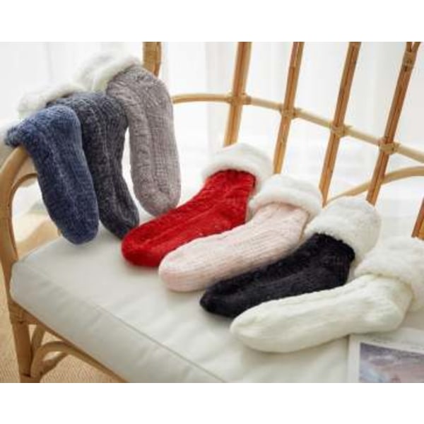Koselige og varme sokker med anti-skli beskyttelse - FLUFFY ROSA