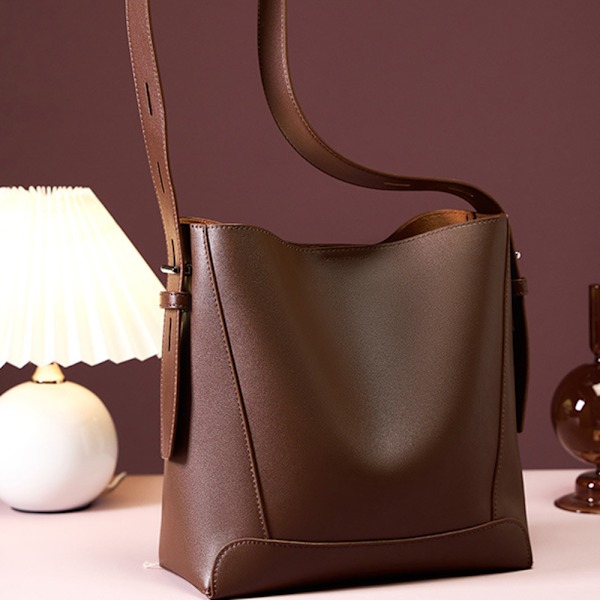 Kaffe Læder Spand Tote Taske med Lomme og Magnetisk Lukning til Kvinder coffee color About 25*11*26cm