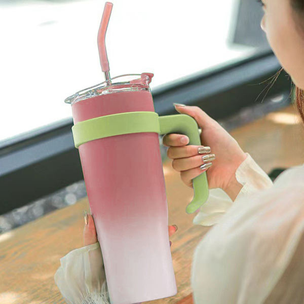 Bil Isolerad Mugg Rostfritt Stål 1250ML med Sugrör Isolerade Tumblers för Utomhusresor Gradient Rosa
