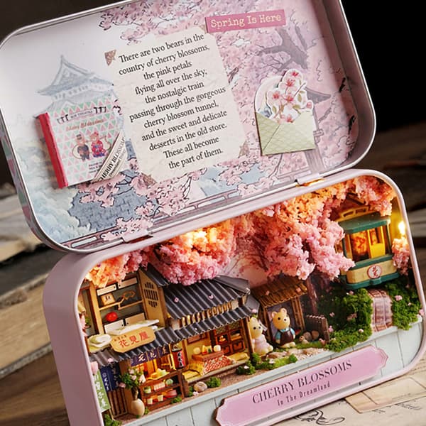 Liten Boxteater Modell för Heminredning Q‑007 - Enkel Montering, Söt Design, Perfekt Present