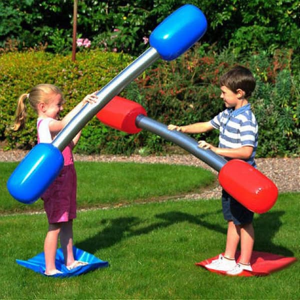 [LLC] Uppblåsbart Gladiator-spelset Uppblåsbar strid 2 pinnar & 2 mattor Kit Rolig interaktiv utomhusduell