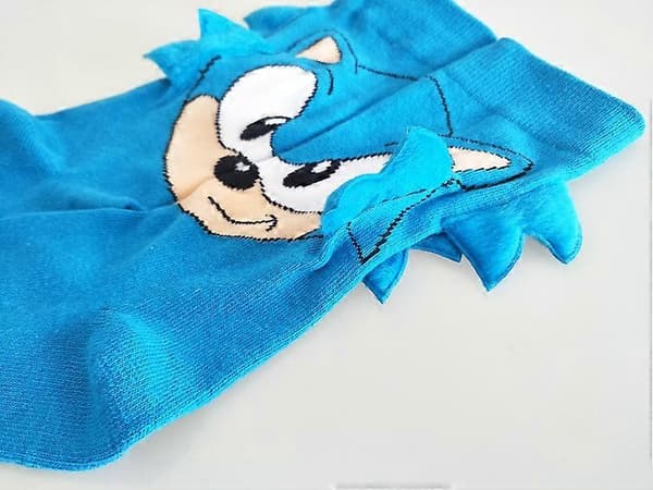 Sarjakuva Sonic -puolisäärisukat