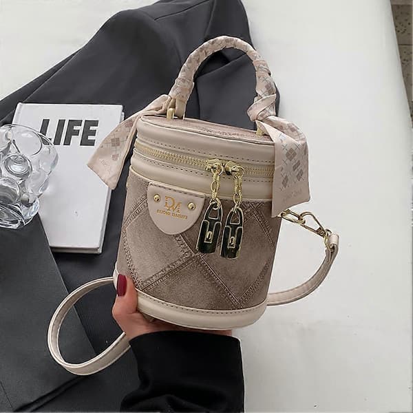 Stilig Messenger Bag Komfortabel Lett Generøs Design Elegant Kveldsveske