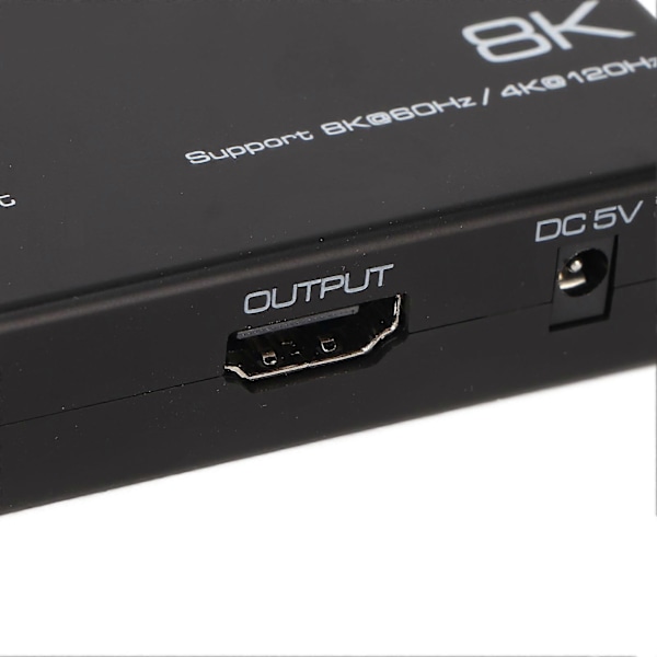 8K HD Switch 3 In 1 Ut 40Gbps Snabb Stabil Fjärrkontroll Plug and Play HD Multimedia Switch för TV Projektor PC YEMMA