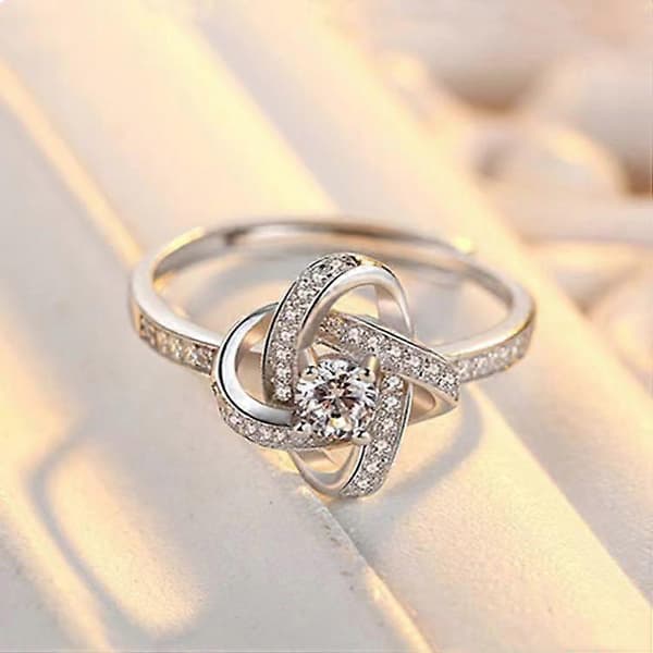 Kjærlighetsknute ring