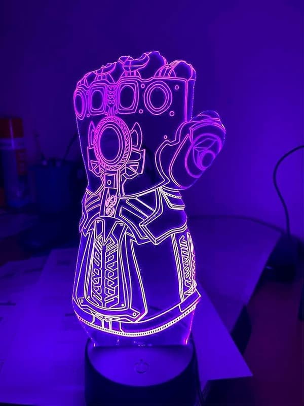 SBSG Infinity Gauntlet lampe 3D illusjon nattlys, fjernkontroll bordlamper