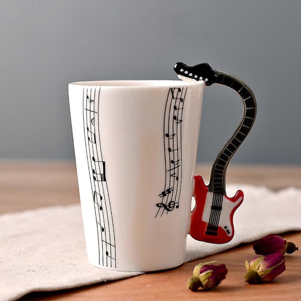 Musikerkrus - 10 kreativa designer Gitarr Mugg Elgitarr Hjärtslag