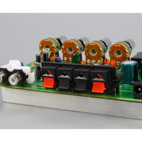 40w+40w TDA8944 Stereo Audio Forstærkerkort Digital Mikrofonforstærker Bilforstærker Tonekontrol Højttaler
