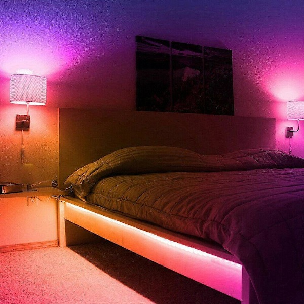 3W Smart E14 RGB LED Färgskiftande Lampa med 24 Knappars Fjärrkontroll Mjölkvit Lampskärm