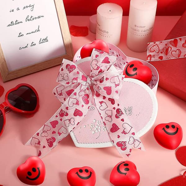 36 stk. Valentinsdag Hjerte Stressbolde Stressbolde Hjerte Smil Ansigt Stressbolde til Valentinsdag P