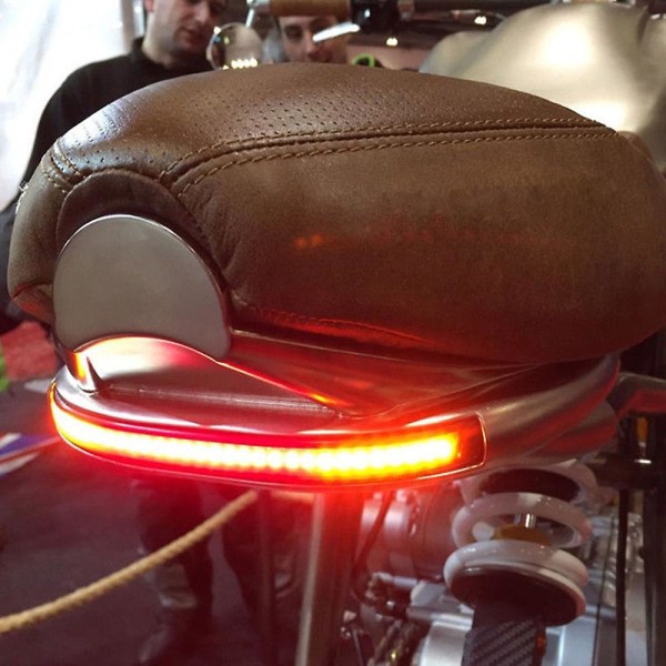 1 stk Motorcykel Rød Gul Misfarvning Led Scrambler Brems Baglygte Blinklys Nummerpladelys Til Bobber Cafe Racer