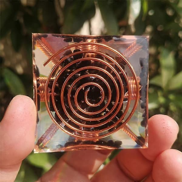 6cm Krystallgrus Spiral Pyramide Spiralspole Pyramide Håndlagde Hjeminnredningshåndverk Spiral Kobbertråd