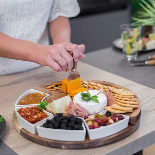 Köttbricka, Ostbricka i Ek, med Kniv och Skål, Perfekt som Inflyttningspresent.