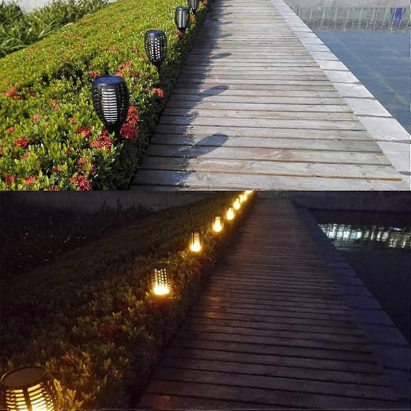 Solar Havelampe 2 Pak - Solar Havebelysning Med IP65 Vandtæthed - Varmt Lys - 96 LED'er - Lyssensor