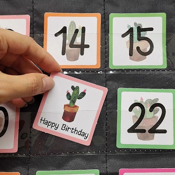 Månadskalender Fickdiagram för Klassrum för Barns Lärande för Hemma, Hemundervisningsmaterial och Viktiga Klassrumsartiklar