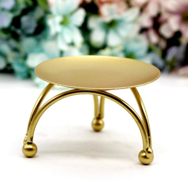 Eurooppalaistyylinen kynttilänjalka rautainen kynttilänjalka Retro pyöreä pöytä kultainen kotiin juhlallinen koriste 3