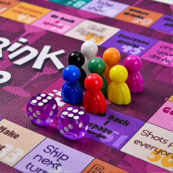 Interaktivt Drikkespil til Voksne - Sjovt Festspil til Piger & Drenge, Perfekt til Polterabendfester