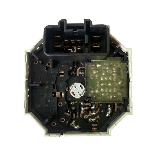 55903-12100 Bil Luftkonditioneringspanel Brytare 55903-02091 Höger