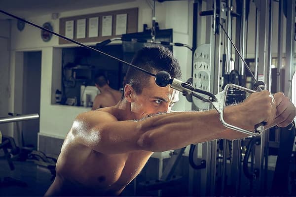 D-form Pull-up Bar med D-håndtak