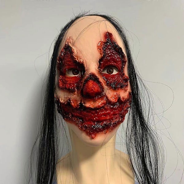 Halloween-kauhumaski kummitustalon asusteet