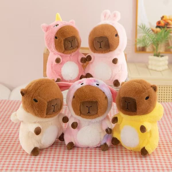 Klädd marsvin docka Capybara plyschleksak docka flicka barn docka Alla hjärtans dag present E