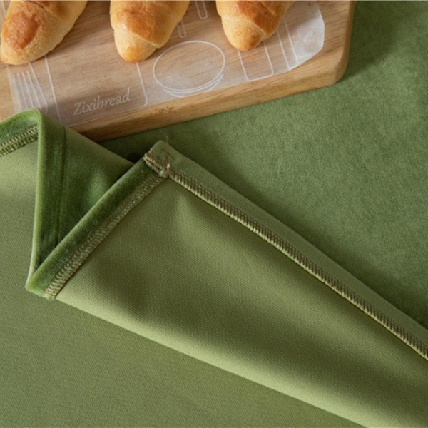 Duk Rektangulær Premium Fløyel Vaskbar Polyester Rynkebestandig Duk For Bryllup, Julebord, Bankett Og Arrangementer (53 tommer)