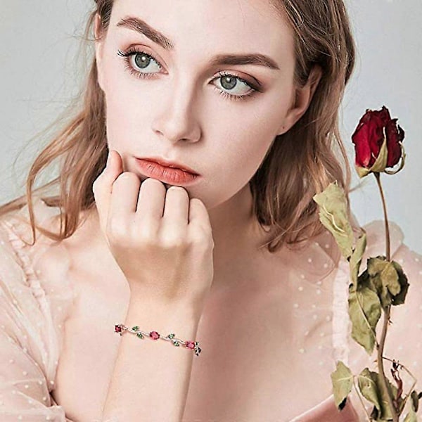 Underbart vitguldpläterat AAA Cubic Zirconia Ädelsten Blomsterranka Armband för Mödrar Flickor Flickvänner