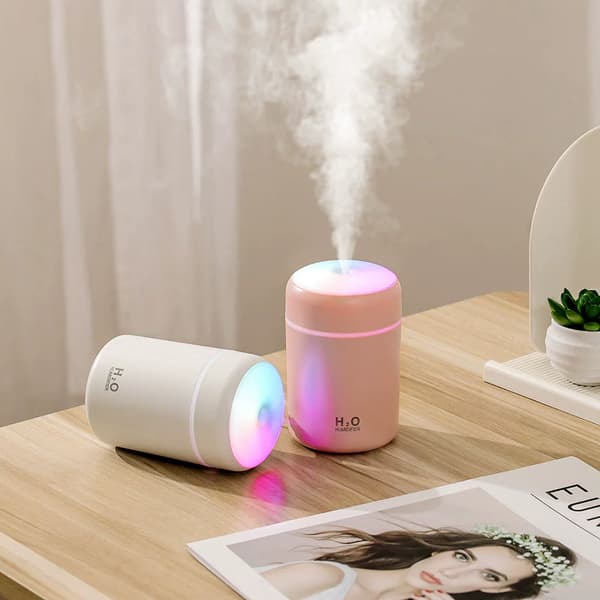 Fargerik Nattlys USB Innendørs Luftfukter Plug-in Bil Atmosfære Lys Mini Aromaterapi Maskin Sprøyte Produsent (Hvit)