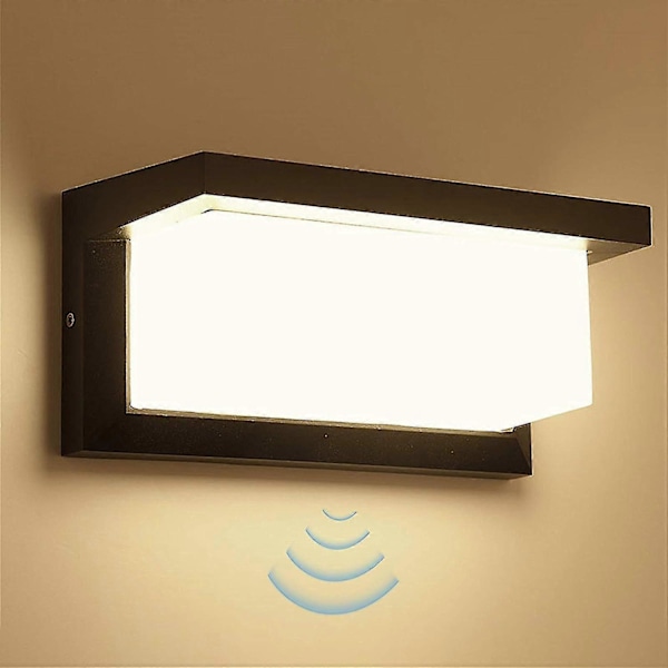 18W LED-seinävalaisin ulkokäyttöön liiketunnistimella, moderni alumiinivalaisin IP65 vedenpitävä koristevalo puutarhaan polulle käytävään